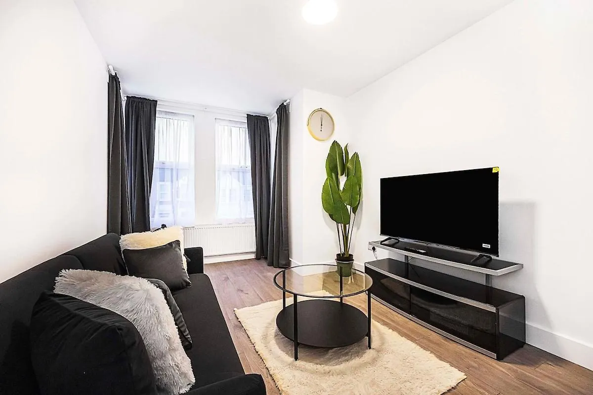 Stylish London Flat - 5 Sleeper Apartment Ilford United Kingdom